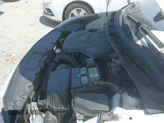 2012 Hyundai Accent SE с VIN KMHCU5AE7CU042716, выставлен на аукционе IAAI как лот 42815069 с пробегом 214 868 миль миль и . История ставок и продаж доступна на DreamBid. Изображение 19.