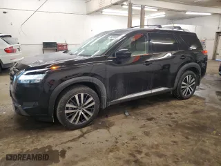 2022 Nissan Pathfinder Platinum with VIN 5N1DR3DK5NC270525, listed as a Copart auction lot 45539095 with 36,647 mi miles and Salvage Title. Bid and sale history available at carsss.com. Image 1.