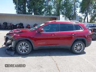2019 Jeep Cherokee Latitude Plus with VIN 1C4PJMLB0KD231587, listed as a IAAI auction lot 42015017 with 116,463 mi miles and . Bid and sale history available at DreamBid. Image 14.