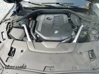 2021 BMW 7 Series 740i z VIN WBA7T2C05MCF70352, wystawiony jako Copart lot #61535335 z przebiegiem 64 736 mil mil oraz Szkoda całkowita • Salvage title. Historia ofert i sprzedaży dostępna na DreamBid. Obrazek 14.