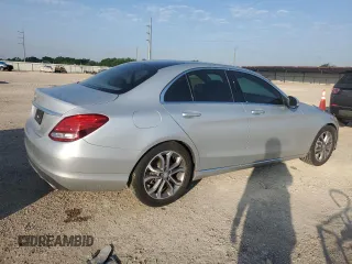 2017 Mercedes-Benz C 300 z VIN 55SWF4JB8HU209854, wystawiony jako Copart lot #56414705 z przebiegiem 54 762 mil mil oraz Szkoda całkowita • Salvage title. Historia ofert i sprzedaży dostępna na DreamBid. Obrazek 3.