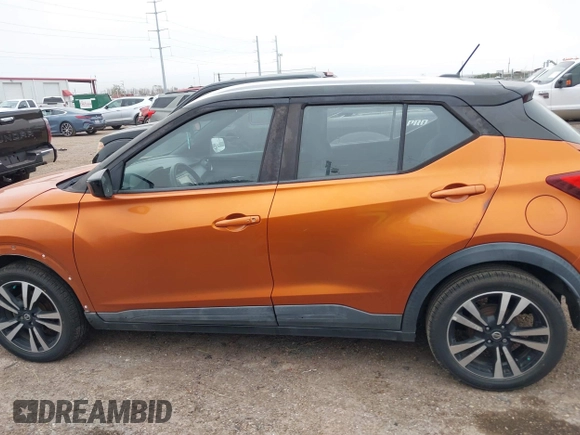 2019 Nissan Kicks SR with VIN 3N1CP5CU7KL556416, listed as a IAAI auction lot 41414054 with 53,250 mi miles. Bid and sale history available at carsss.com. Image 15.