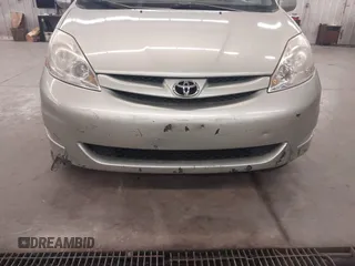 2008 Toyota Sienna XLE with VIN 5TDZK22C38S164338, listed as a IAAI auction lot 42161825 with 237,143 mi miles. Bid and sale history available at carsss.com. Image 15.
