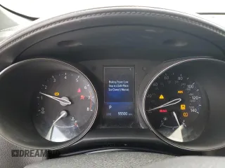 2018 Toyota C-HR XLE with VIN NMTKHMBX1JR015428, listed as a Copart auction lot 51111425 with 95,500 mi miles and Salvage Title. Bid and sale history available at carsss.com. Image 9.