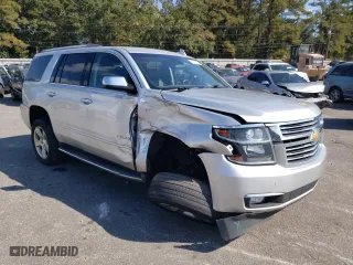 2018 Chevrolet Tahoe Premier with VIN 1GNSCCKC3JR201789, listed as a Copart auction lot 78029234 with 132,783 mi miles and Salvage Title. Bid and sale history available at carsss.com. Image 4.
