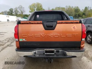 2004 Chevrolet Avalanche Z66 with VIN 3GNEC12T44G337905, listed as a Copart auction lot 71874904 with 264,570 mi miles and Non Repairable. Bid and sale history available at carsss.com. Image 6.
