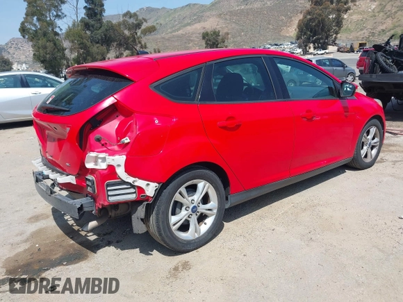 2014 Ford Focus SE z VIN 1FADP3K24EL119243, wystawiony jako IAAI lot #42121759 z przebiegiem 123 887 mil mil oraz . Historia ofert i sprzedaży dostępna na DreamBid. Obrazek 4.