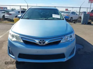 2012 Toyota Camry L z VIN 4T1BF1FK9CU575423, wystawiony jako IAAI lot #41665579 z przebiegiem 161 775 mil mil oraz . Historia ofert i sprzedaży dostępna na DreamBid. Obrazek 12.