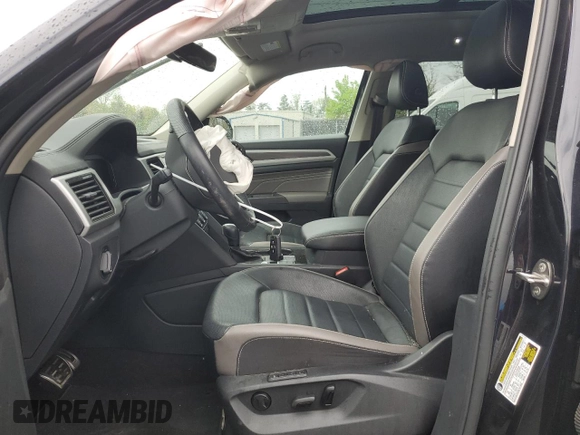 2022 Volkswagen Atlas SEL Premium R-Line with VIN 1V2FR2CA3NC515322, listed as a Copart auction lot 53089235 with 36,581 mi miles and Salvage title. Bid and sale history available at DreamBid. Image 7.