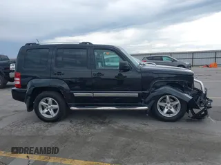 2008 Jeep Liberty Limited с VIN 1J8GN58KX8W194623, выставлен на аукционе IAAI как лот 42281631 с пробегом 137 446 миль миль и . История ставок и продаж доступна на DreamBid. Изображение 12.