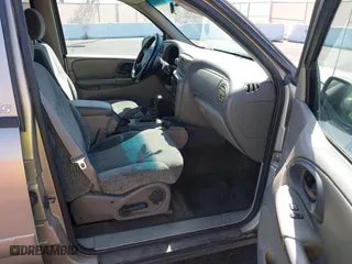 2002 Chevrolet TrailBlazer LTZ with VIN 1GNDT13S622388412, listed as a IAAI auction lot 41972546 with 206,473 mi miles. Bid and sale history available at carsss.com. Image 5.