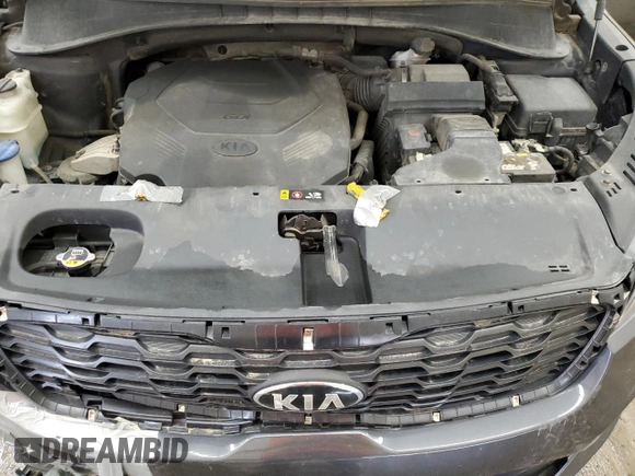 2019 Kia Sorento LX with VIN 5XYPGDA50KG482901, listed as a Copart auction lot 49705855 with 224,690 mi miles and Clean Title. Bid and sale history available at DreamBid. Image 12.