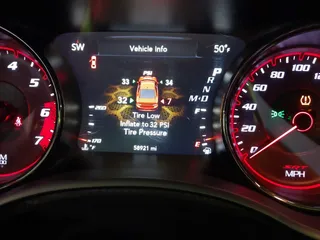2019 Dodge Charger SRT Hellcat with VIN 2C3CDXL97KH552439, listed as a IAAI auction lot 41813879 with 58,921 mi miles and . Bid and sale history available at DreamBid. Image 7.