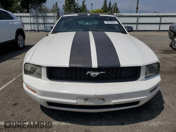 2005 Ford Mustang Deluxe with VIN 1ZVFT84NX55182674, listed as a Copart auction lot 54628895 with 113,265 mi miles and Clean Title. Bid and sale history available at carsss.com. Image 5.