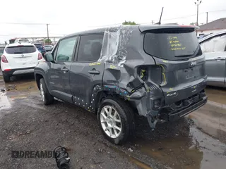 2023 Jeep Renegade Upland with VIN ZACNJDB18PPP62252, listed as a IAAI auction lot 42319846 with 11,831 mi miles and . Bid and sale history available at DreamBid. Image 3.