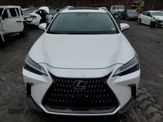 2022 Lexus NX with VIN 2T2GGCEZXNC002950, listed as a Copart auction lot 46861575 with 51,362 mi miles and Salvage Title. Bid and sale history available at carsss.com. Image 5.