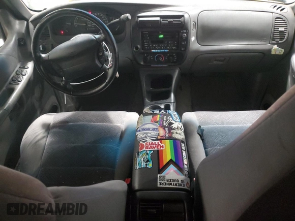 2001 Ford Explorer XLT with VIN 1FMZU83PX1UB56622, listed as a Copart auction lot 82108934 with 240,569 mi miles and Salvage title. Bid and sale history available at DreamBid. Image 8.