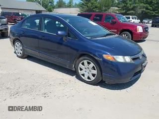 2006 Honda Civic LX z VIN 1HGFA16556L105383, wystawiony jako IAAI lot #42547807 z przebiegiem 180 206 mil mil oraz . Historia ofert i sprzedaży dostępna na DreamBid. Obrazek 1.
