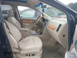 2007 Lincoln MKX with VIN 2LMDU68C37BJ08872, listed as a IAAI auction lot 42422739 with 226,756 mi miles and . Bid and sale history available at DreamBid. Image 5.