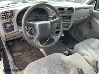 2001 GMC Sonoma SLS w/1SG Pkg with VIN 1GTCS19W918158165, listed as a Copart auction lot 72705004 with 113,121 mi miles and Salvage Title. Bid and sale history available at carsss.com. Image 8.