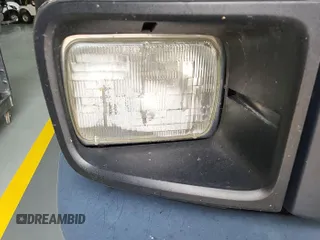 2013 Ford Econoline Cargo Commercial with VIN 1FTNE1EW6DDB01438, listed as a IAAI auction lot 42737683 with 125,160 mi miles and . Bid and sale history available at DreamBid. Image 18.