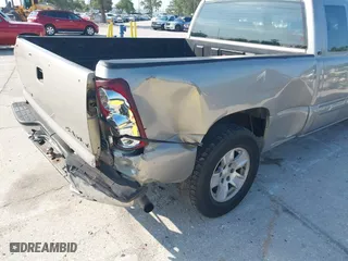 2003 Chevrolet Silverado 1500 LS with VIN 2GCEC19XX31244508, listed as a IAAI auction lot 42052595 with 164,683 mi miles. Bid and sale history available at carsss.com. Image 16.