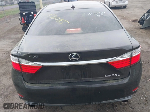 2013 Lexus ES 4dr Sdn with VIN JTHBK1GG9D2029078, listed as a IAAI auction lot 41970085 with 130,898 mi miles. Bid and sale history available at carsss.com. Image 16.