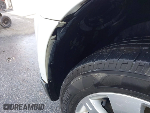 2010 Chevrolet Equinox LT w/2LT with VIN 2CNALPEW5A6400660, listed as a IAAI auction lot 41939736 with 267,594 mi miles. Bid and sale history available at carsss.com. Image 6.
