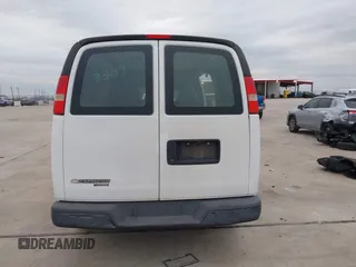 2013 Chevrolet Express Cargo z VIN 1GCSGAFX4D1128353, wystawiony jako IAAI lot #41369784 z przebiegiem 109 703 mil mil oraz . Historia ofert i sprzedaży dostępna na DreamBid. Obrazek 16.