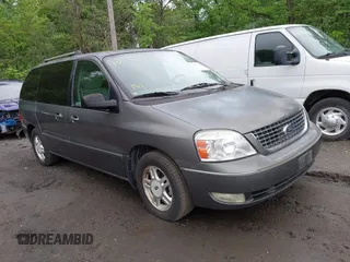 2006 Ford Freestar SEL z VIN 2FMZA52256BA51562, wystawiony jako IAAI lot #42197610 z przebiegiem 120 768 mil mil oraz . Historia ofert i sprzedaży dostępna na DreamBid. Obrazek 1.