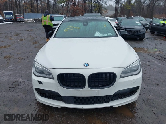 2015 BMW 7 Series 750Li xDrive with VIN WBAYF8C5XFD655174, listed as a IAAI auction lot 41480525 with 79,238 mi miles and . Bid and sale history available at carsss.com. Image 12.