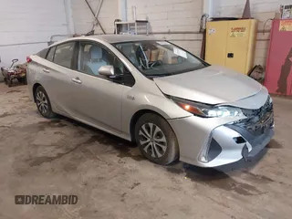 2020 Toyota Prius LE z VIN JTDKARFP3L3150458, wystawiony jako IAAI lot #42321426 z przebiegiem 70 632 mil mil oraz . Historia ofert i sprzedaży dostępna na DreamBid. Obrazek 1.