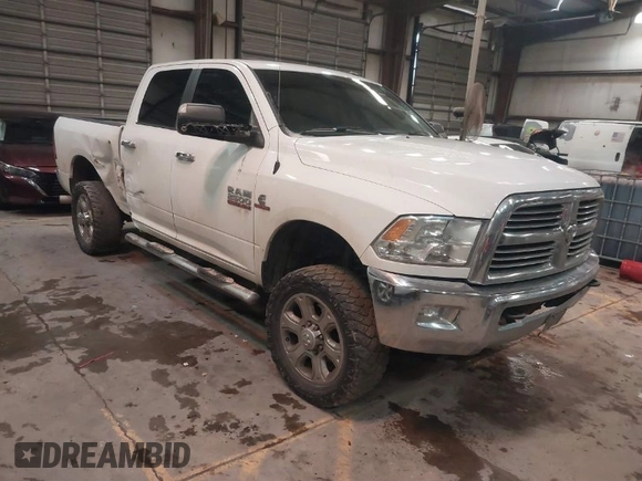 2015 Ram 2500 SLT with VIN 3C6UR5DL0FG686531, listed as a IAAI auction lot 41578746 with 201,706 mi miles. Bid and sale history available at carsss.com. Image 1.