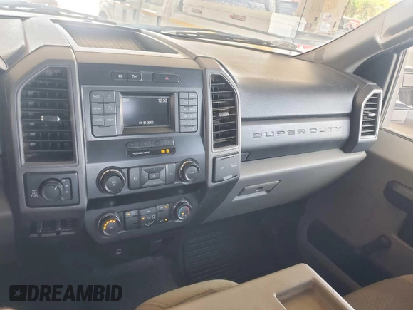 2019 Ford F-250 XL z VIN 1FT7W2BT4KEG48172, wystawiony jako IAAI lot #42556049 z przebiegiem 89 463 mil mil oraz . Historia ofert i sprzedaży dostępna na DreamBid. Obrazek 27.