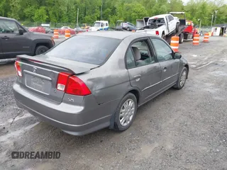 2004 Honda Civic LX z VIN 2HGES15584H517768, wystawiony jako IAAI lot #42233202 z przebiegiem 214 484 mil mil oraz . Historia ofert i sprzedaży dostępna na DreamBid. Obrazek 4.