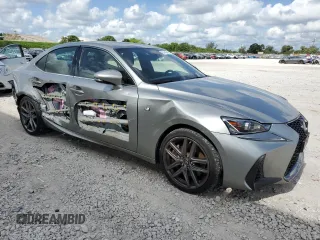 2017 Lexus IS 200t z VIN JTHBA1D28H5049807, wystawiony jako Copart lot #55746585 z przebiegiem 82 984 mil mil oraz Szkoda całkowita • Salvage title. Historia ofert i sprzedaży dostępna na DreamBid. Obrazek 4.