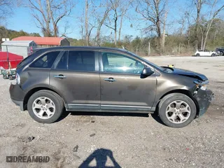 2011 Ford Edge SEL with VIN 2FMDK4JC1BBB04411, listed as a IAAI auction lot 41704037 with 235,673 mi miles. Bid and sale history available at carsss.com. Image 13.