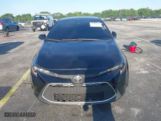 2022 Toyota Corolla LE with VIN JTDEPMAE1NJ206769, listed as a IAAI auction lot 41875080 with 37,576 mi miles. Bid and sale history available at carsss.com. Image 12.