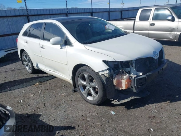 2010 Toyota Venza with VIN 4T3BK3BBXAU034589, listed as a IAAI auction lot 41709373 with 207,130 mi miles. Bid and sale history available at carsss.com. Image 1.