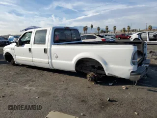 2001 Ford F-350 XL with VIN 1FTSW30S21ED10763, listed as a Copart auction lot 42611925 with 208,484 mi miles and Salvage Title. Bid and sale history available at DreamBid. Image 2.