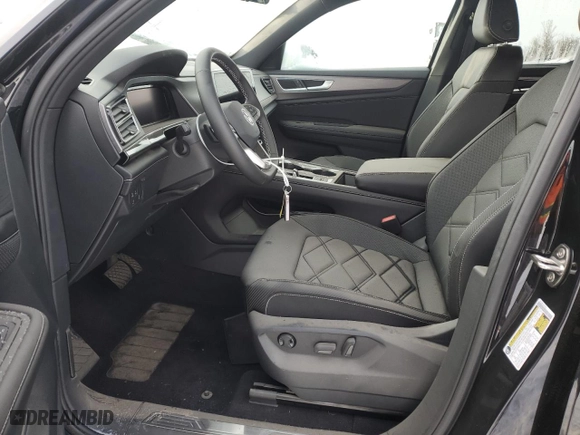 2024 Volkswagen Atlas Cross Sport 2.0T SE w/Technology with VIN 1V2HE2CA1RC243797, listed as a Copart auction lot 44752665 with 15 mi miles and Salvage Title. Bid and sale history available at carsss.com. Image 7.