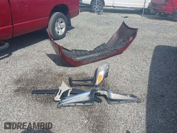 2018 Toyota Sienna LE Auto Access Seat with VIN 5TDKZ3DC2JS927200, listed as a IAAI auction lot 42062365 with 93,358 mi miles and . Bid and sale history available at DreamBid. Image 12.