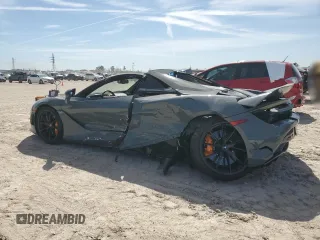 2022 McLaren 720S z VIN SBM14FCA0NW006456, wystawiony jako Copart lot #48148685 z przebiegiem 6859 mil mil oraz Szkody całkowita. Historia ofert i sprzedaży dostępna na DreamBid. Obrazek 2.