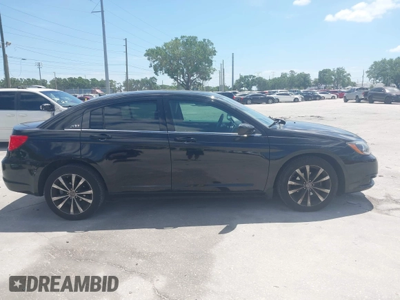 2013 Chrysler 200 Limited with VIN 1C3CCBCG0DN543371, listed as a IAAI auction lot 41968600 with 94,560 mi miles. Bid and sale history available at carsss.com. Image 13.