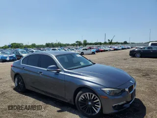 2013 BMW 3 Series 328i xDrive с VIN WBA3B3C52DF542149, выставлен на аукционе Copart как лот 60436945 с пробегом 151 798 миль миль и Списание • Salvage title. История ставок и продаж доступна на DreamBid. Изображение 4.