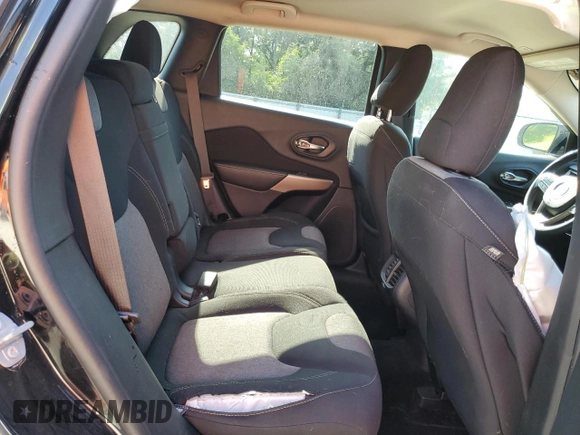 2018 Jeep Cherokee Latitude Tech Connect with VIN 1C4PJMCX7JD500971, listed as a Copart auction lot 57604465 with 133,293 mi miles and Salvage title. Bid and sale history available at DreamBid. Image 11.
