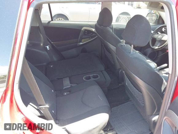 2006 Toyota RAV4 Sport with VIN JTMZD32V266008046, listed as a IAAI auction lot 42552181 with 162,091 mi miles and . Bid and sale history available at DreamBid. Image 8.