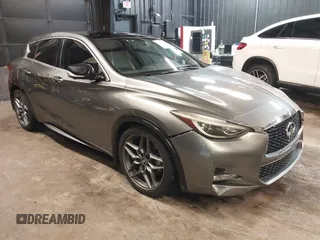 2017 Infiniti QX30 z VIN SJKCH5CP2HA023486, wystawiony jako IAAI lot #42388159 z przebiegiem 93 666 mil mil oraz . Historia ofert i sprzedaży dostępna na DreamBid. Obrazek 1.