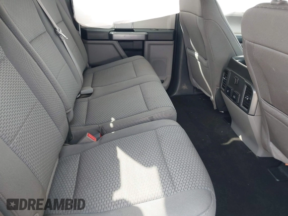2019 Ford F-150 XL z VIN 1FTEW1E50KKE04180, wystawiony jako IAAI lot #42421022 z przebiegiem 73 912 mil mil oraz . Historia ofert i sprzedaży dostępna na DreamBid. Obrazek 8.