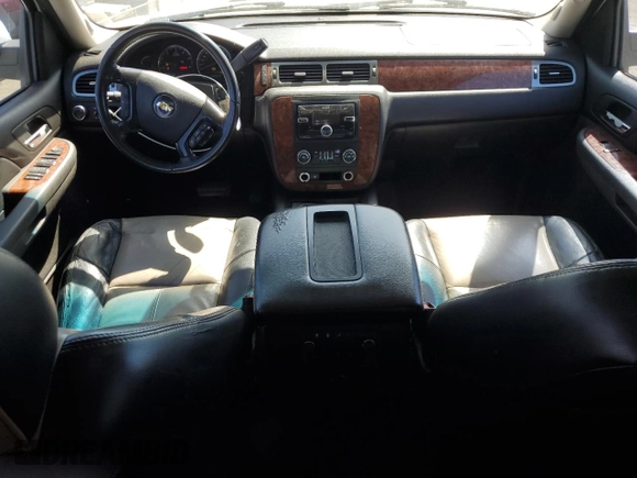 2007 Chevrolet Tahoe LTZ with VIN 1GNFC13J47R182259, listed as a Copart auction lot 57441205 with 204,898 mi miles and Salvage title. Bid and sale history available at DreamBid. Image 8.